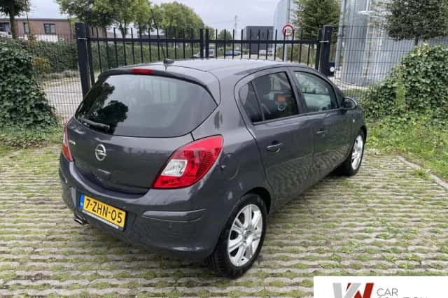 Opel Corsa (2015) thumbnail 5
