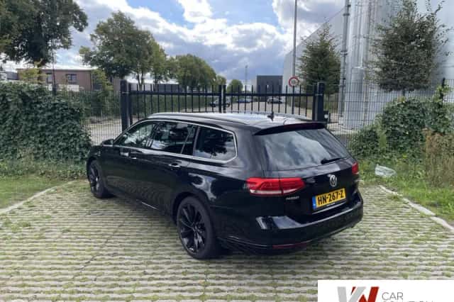 Volkswagen Passat (2014) thumbnail 3