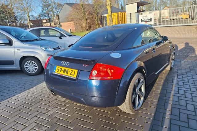 Audi TT (2003) thumbnail 4