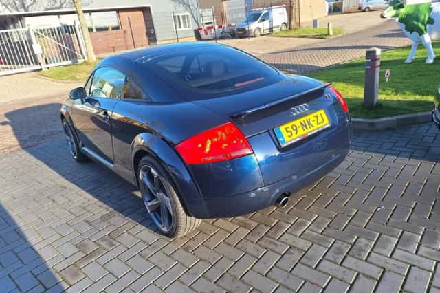 Audi TT (2003) thumbnail 5