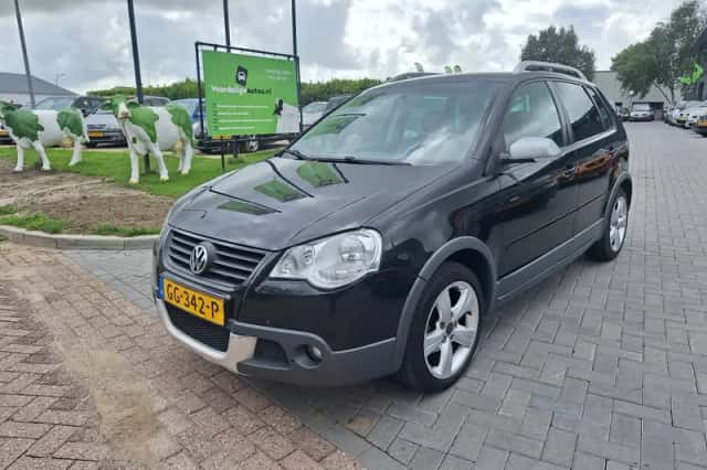 Volkswagen Polo (2008) thumbnail 1