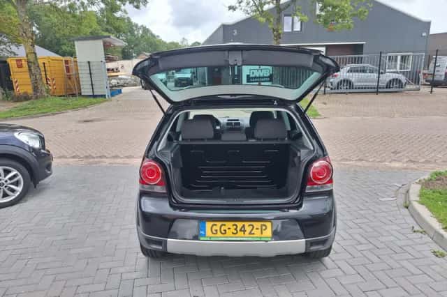 Volkswagen Polo (2008) thumbnail 5