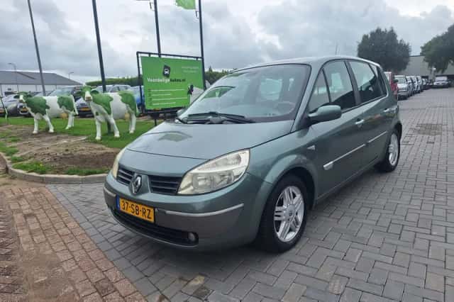 Renault Scénic (2005) thumbnail 1