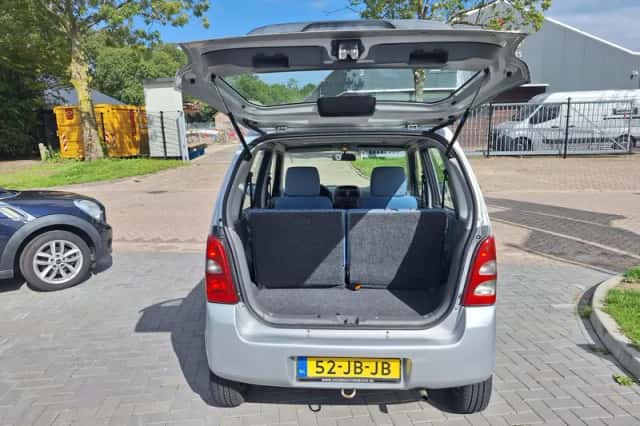 Suzuki Wagon R+ (2002) thumbnail 5