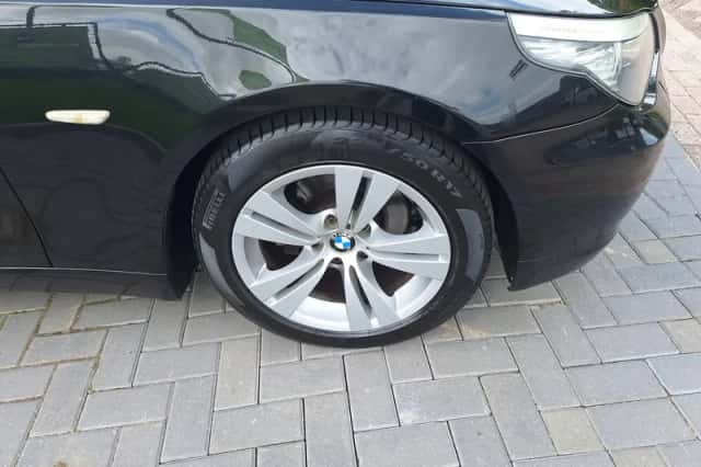 BMW 5-Serie (2009) thumbnail 3