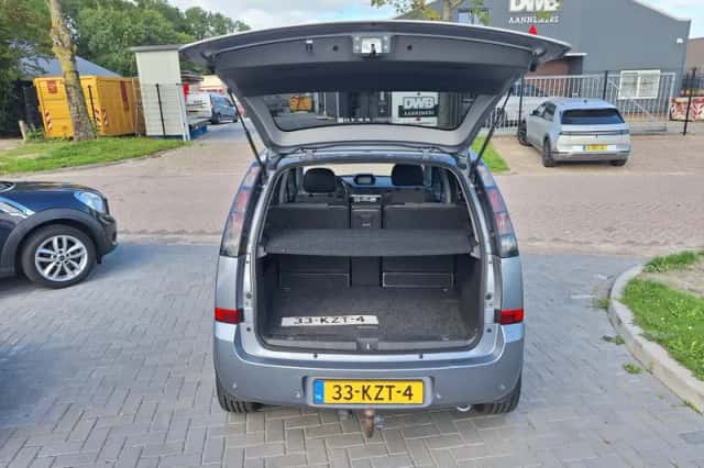 Opel Meriva (2010) thumbnail 5