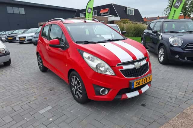 Chevrolet Spark (2010) thumbnail 2