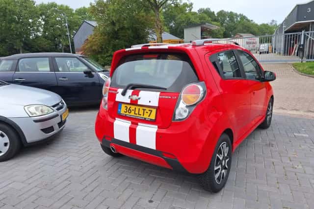 Chevrolet Spark (2010) thumbnail 3