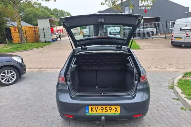 SEAT Ibiza (2006) thumbnail 5