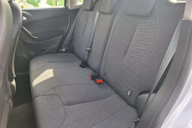 Citroën C3 (2015) thumbnail 6