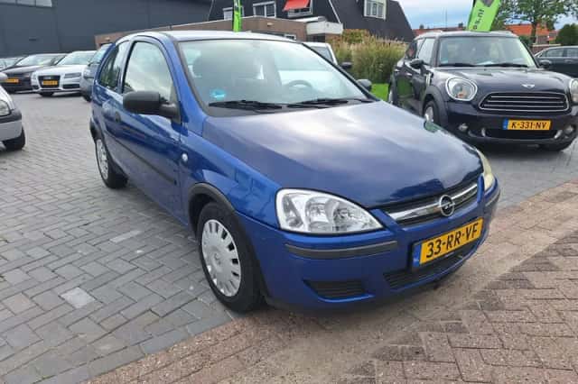 Opel Corsa (2005) thumbnail 2