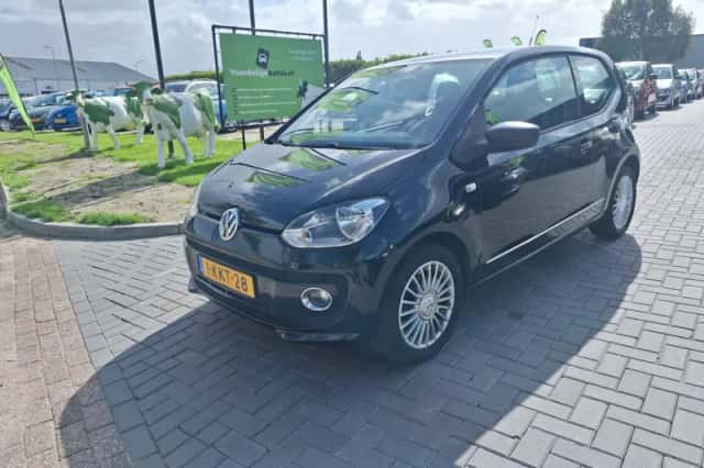 Volkswagen Up! (2012) thumbnail 1