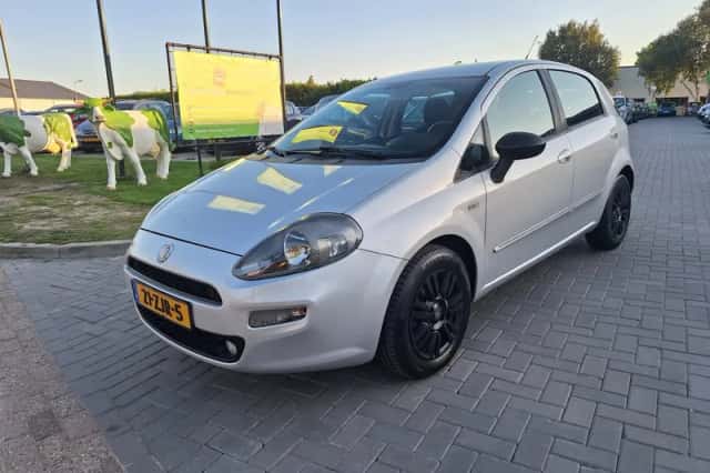 Fiat Punto Evo (2012) thumbnail 1
