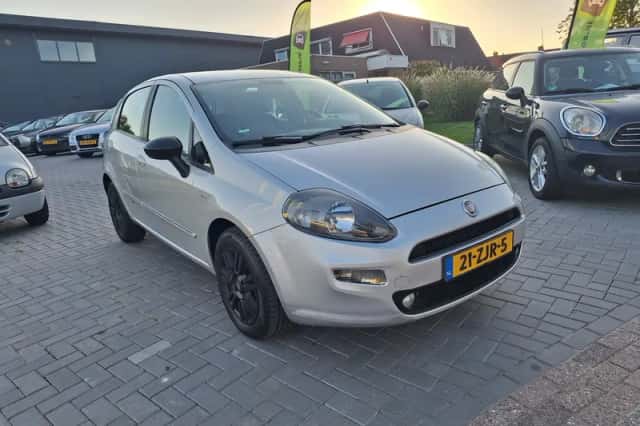 Fiat Punto Evo (2012) thumbnail 2