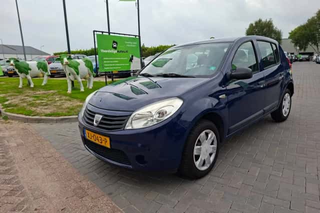 Dacia Sandero (2009) thumbnail 1