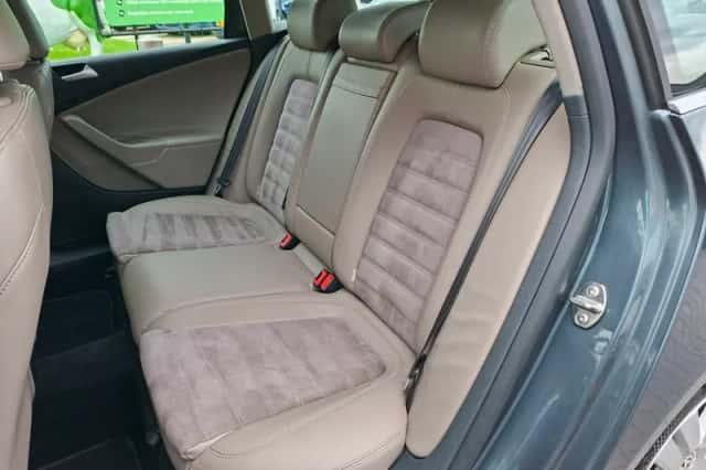 Volkswagen Passat (2010) thumbnail 6
