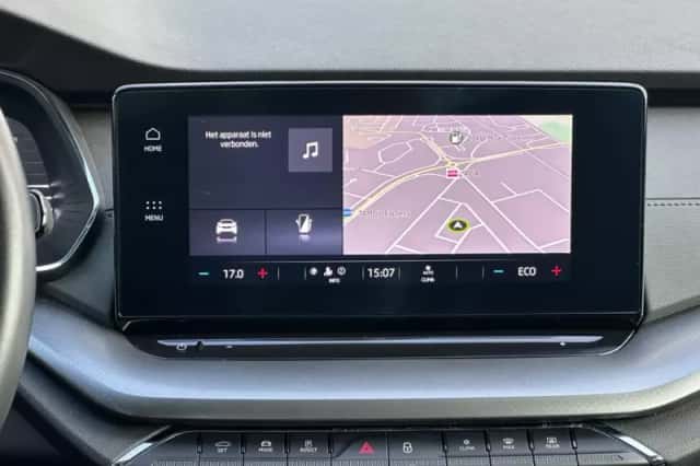 Škoda Octavia (2021) thumbnail 5