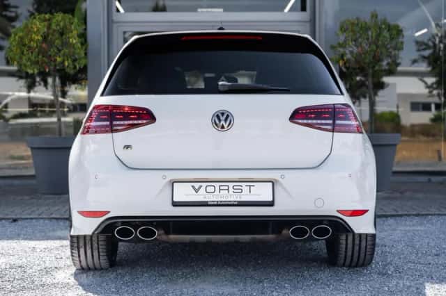 Volkswagen Golf (2016) thumbnail 5