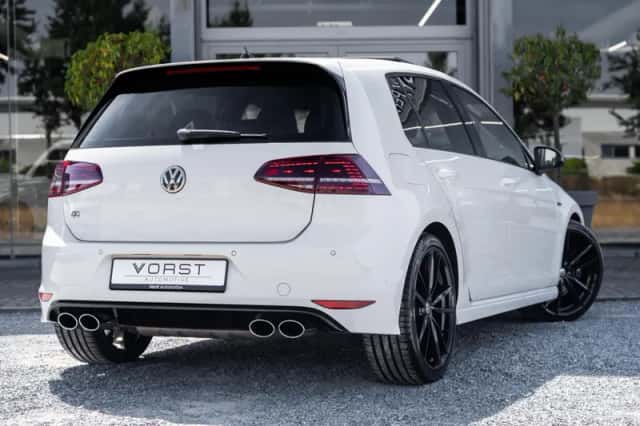 Volkswagen Golf (2016) thumbnail 6