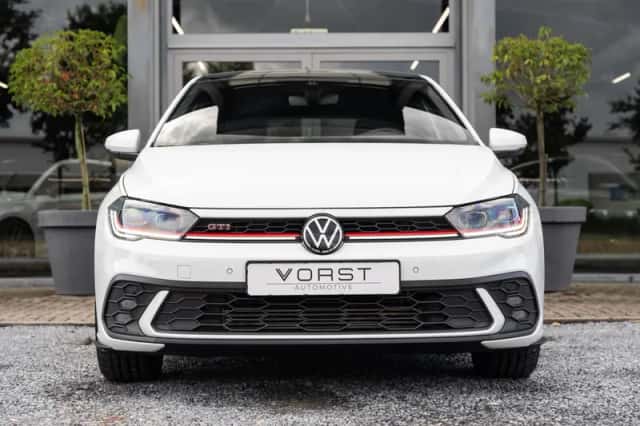 Volkswagen Polo (2022) thumbnail 2