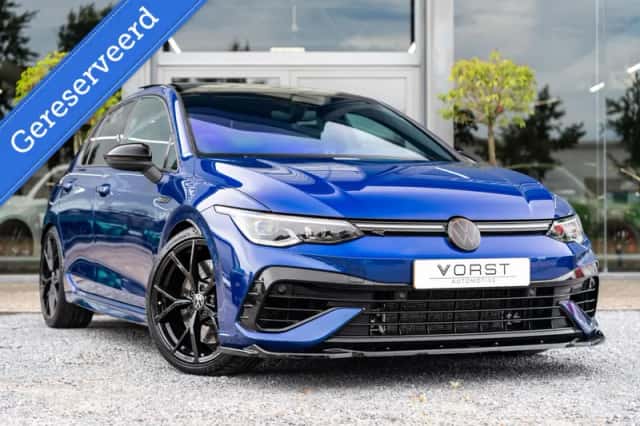 Volkswagen Golf (2022) thumbnail 3