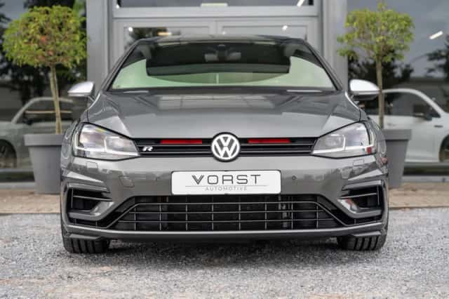Volkswagen Golf (2017) thumbnail 2