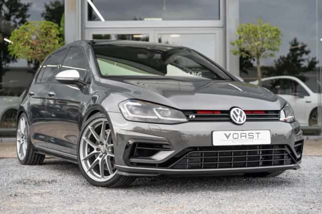 Volkswagen Golf (2017) thumbnail 3