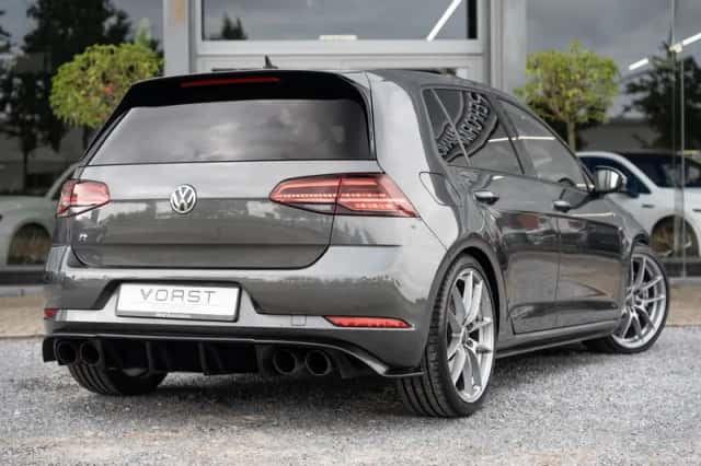 Volkswagen Golf (2017) thumbnail 6
