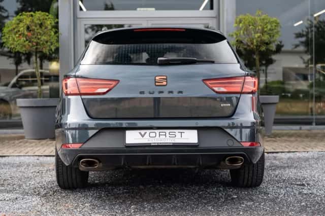 SEAT Leon (2019) thumbnail 5