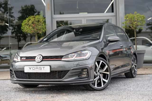 Volkswagen Golf (2019) thumbnail 1