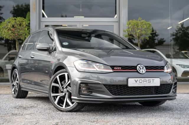 Volkswagen Golf (2019) thumbnail 3