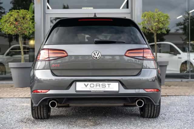 Volkswagen Golf (2019) thumbnail 5