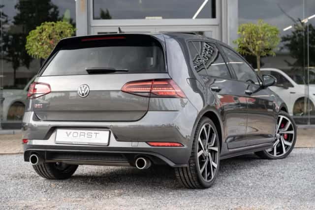 Volkswagen Golf (2019) thumbnail 6