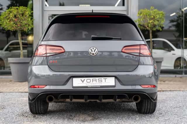 Volkswagen Golf (2019) thumbnail 5