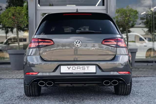 Volkswagen Golf (2018) thumbnail 5