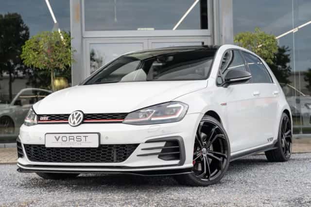 Volkswagen Golf (2019) thumbnail 1