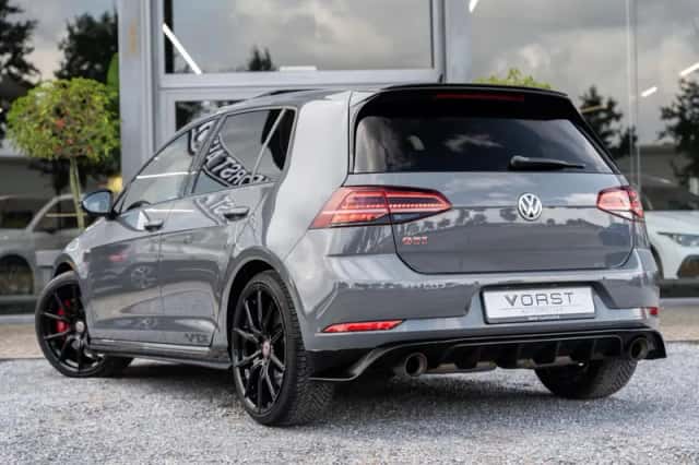 Volkswagen Golf (2019) thumbnail 4