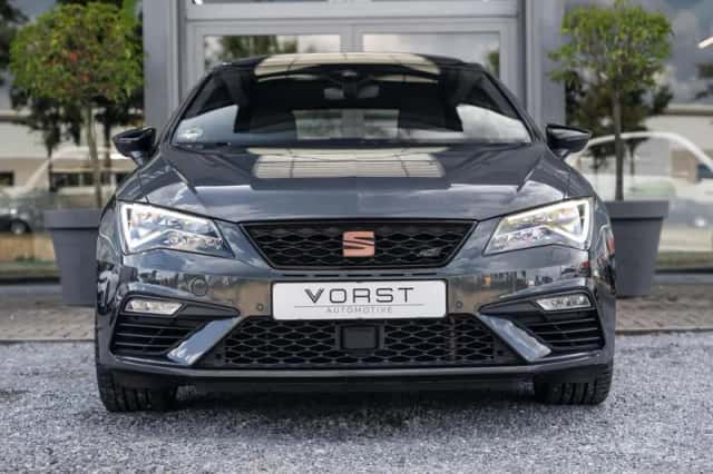 SEAT Leon (2020) thumbnail 2