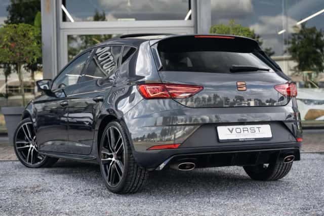 SEAT Leon (2020) thumbnail 4