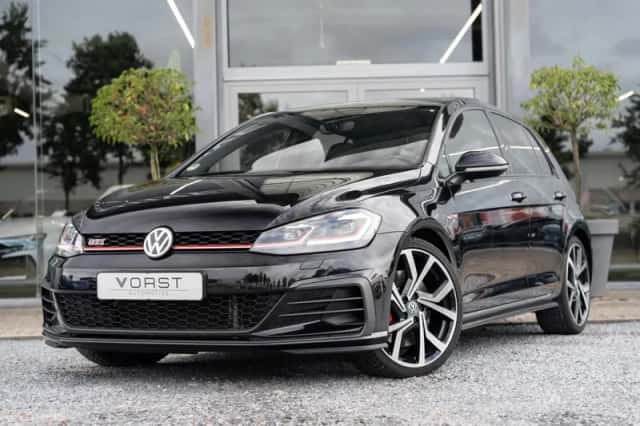Volkswagen Golf (2019) thumbnail 1