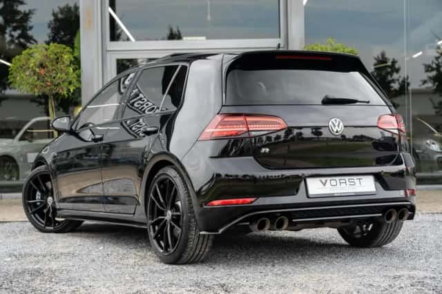 Volkswagen Golf (2019) thumbnail 4