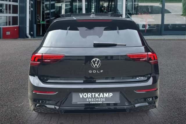 Volkswagen Golf (2026) thumbnail 6