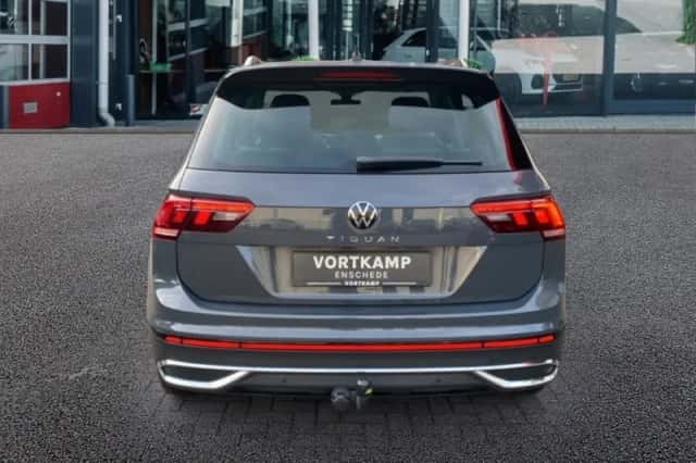 Volkswagen Tiguan (2022) thumbnail 6