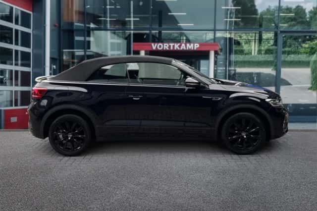 Volkswagen T-Roc (2022) thumbnail 4