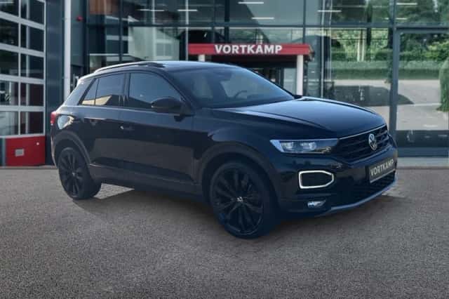 Volkswagen T-Roc (2022) thumbnail 3