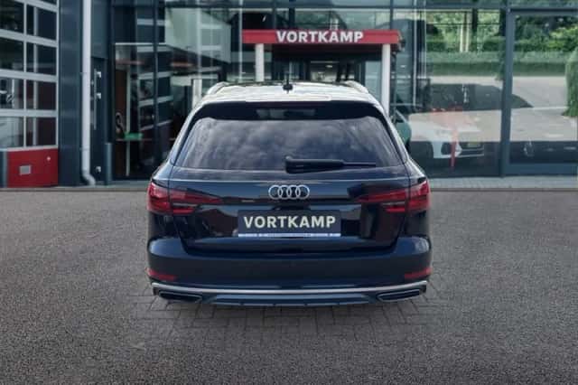 Audi A4 (2018) thumbnail 6