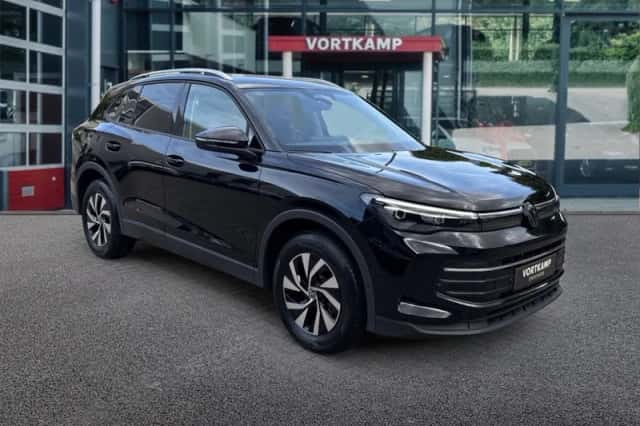 Volkswagen Tiguan (2026) thumbnail 3