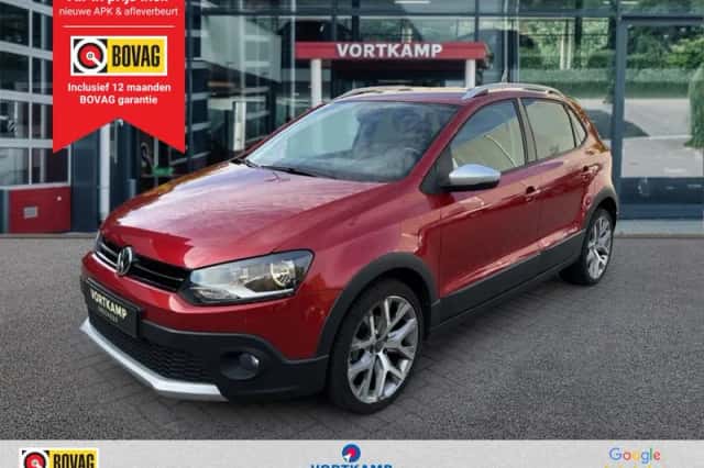 Volkswagen Polo (2015) thumbnail 1