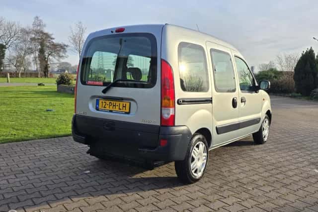 Renault Kangoo (2004) thumbnail 5