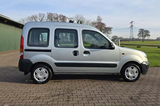 Renault Kangoo (2004) thumbnail 6